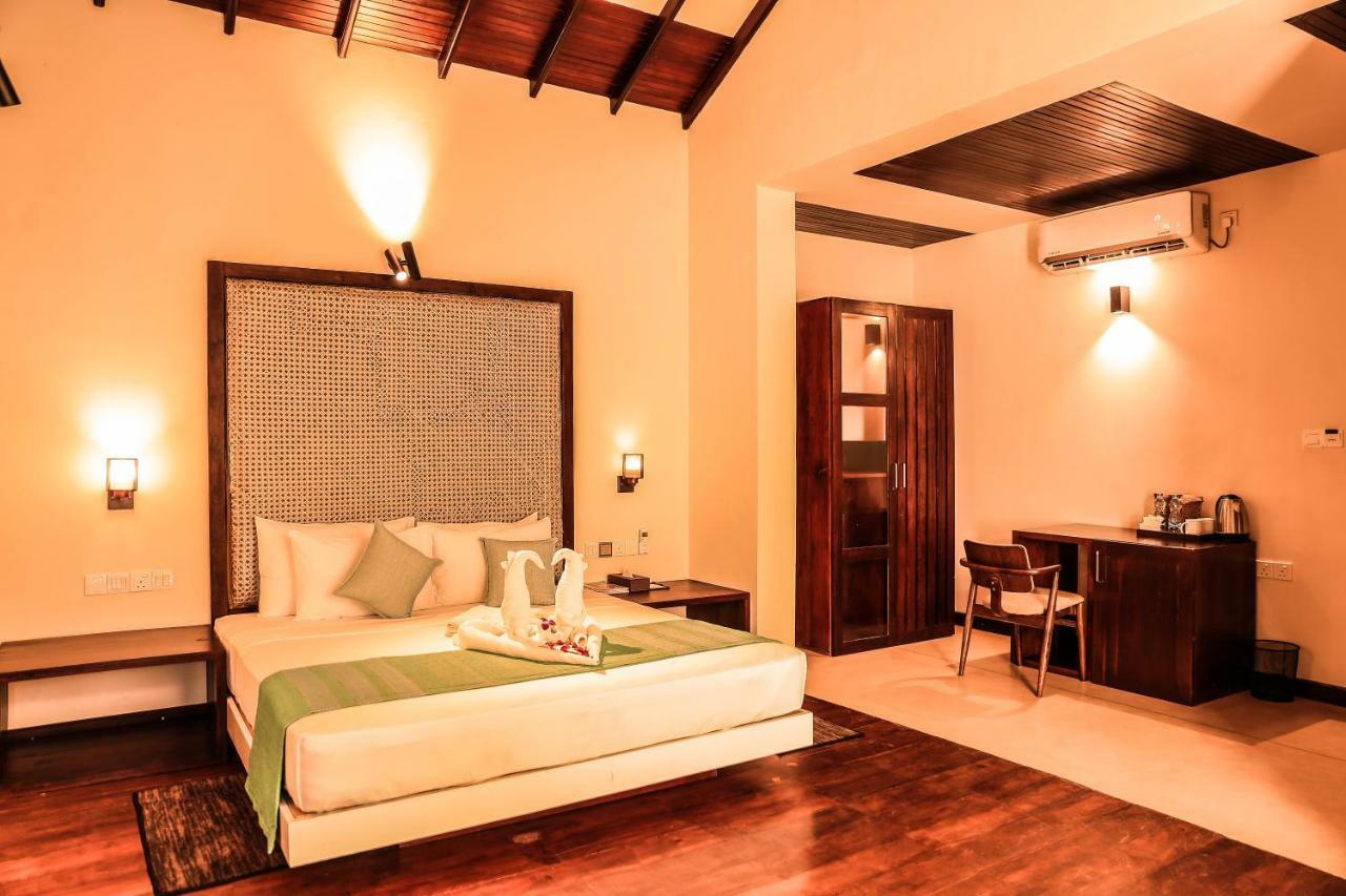 Seahorse Hotel & Spa Negombo Exterior foto